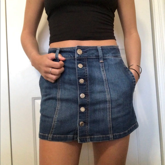 American Eagle Outfitters Dresses & Skirts - American eagle jean skirt